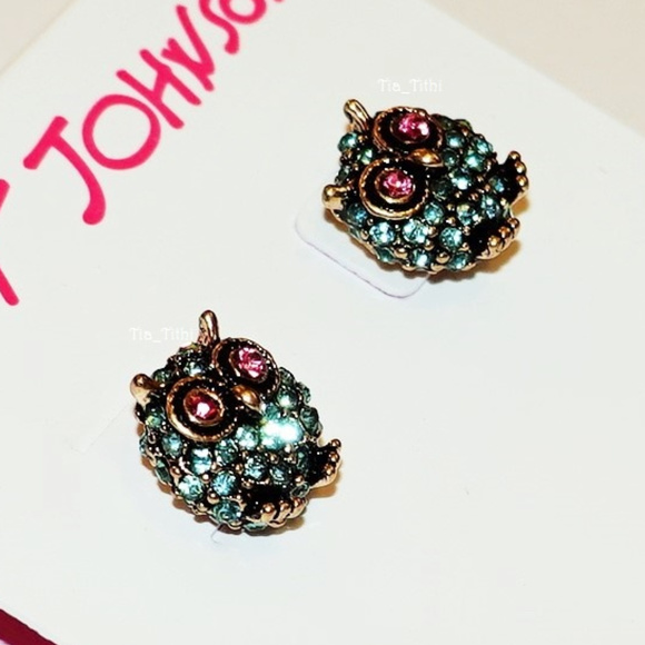 Betsey Johnson Jewelry - Betsey Johnson Owl Stud Earrings 🎉Host Pick🎉